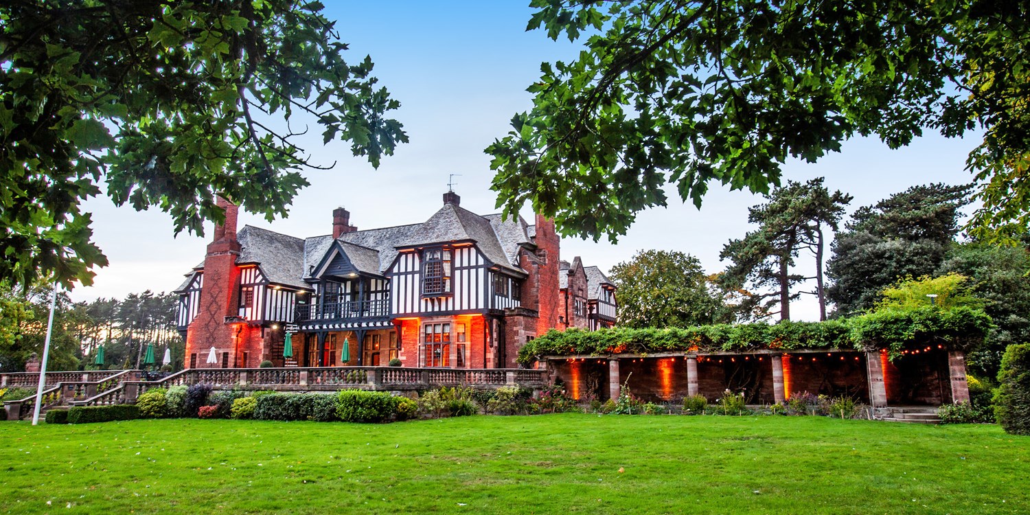 Afternoon tea & bubbly for 2 at Cheshire manor Afternoon tea & bubbly for 2 at Cheshire manor