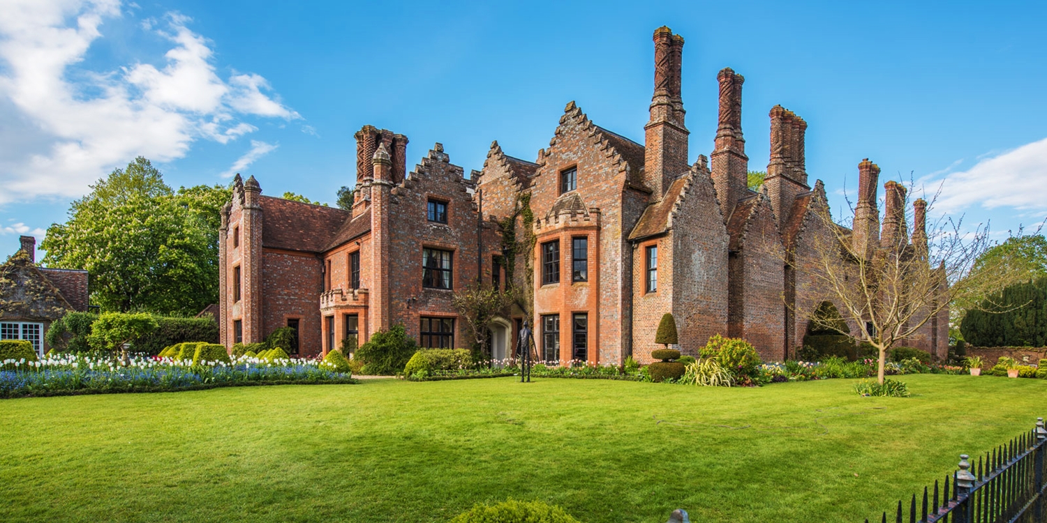 Entry for 2 to house & 'delightful' gardens, 50% off Entry for 2 to house & 'delightful' gardens, 50% off