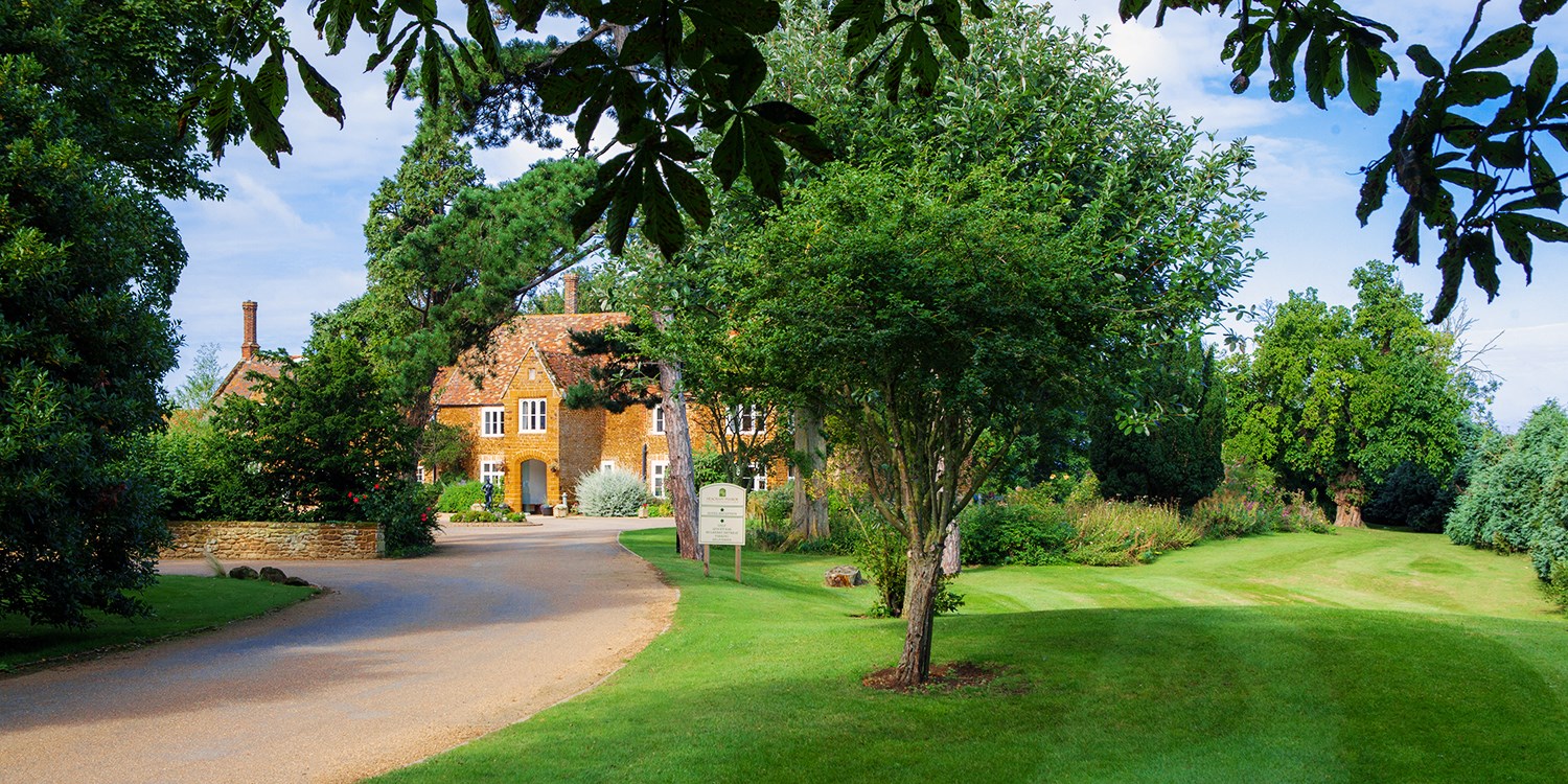 Norfolk stay at 16th-century manor nr coast, save 46% Norfolk stay at 16th-century manor nr coast, save 46%