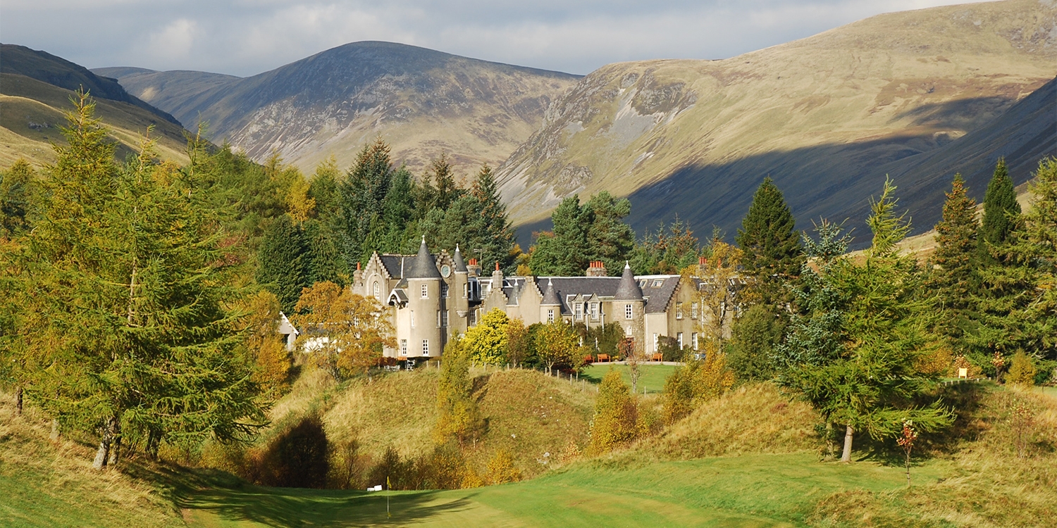 Scotland: 2-night castle stay with meals, save 48% Scotland: 2-night castle stay with meals, save 48%