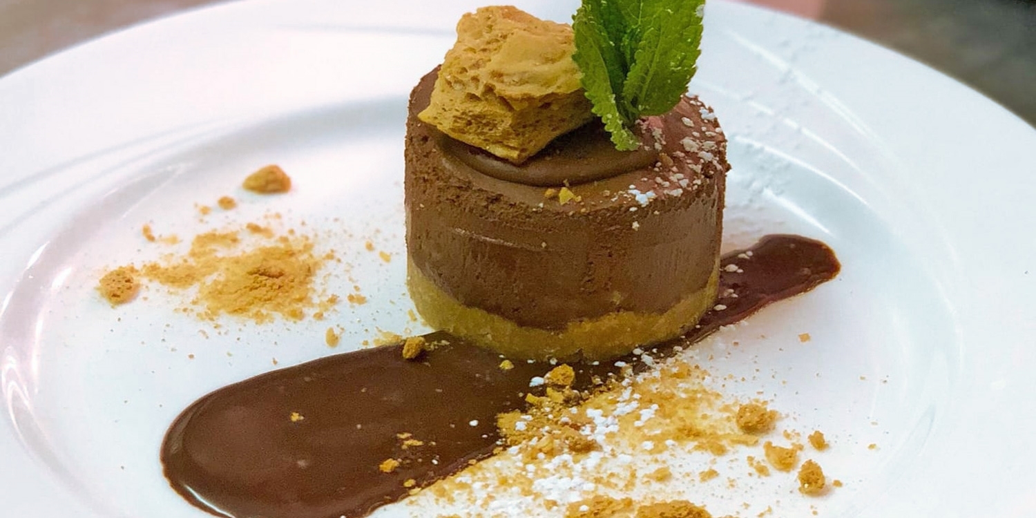 Burton-upon-Trent: 2-course meal for 2, save 50% Burton-upon-Trent: 2-course meal for 2, save 50%