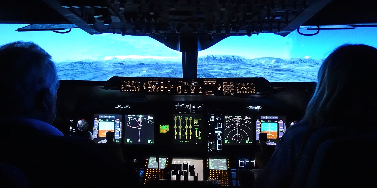 Jumbo jet flight simulator experience in Coventry Jumbo jet flight simulator experience in Coventry
