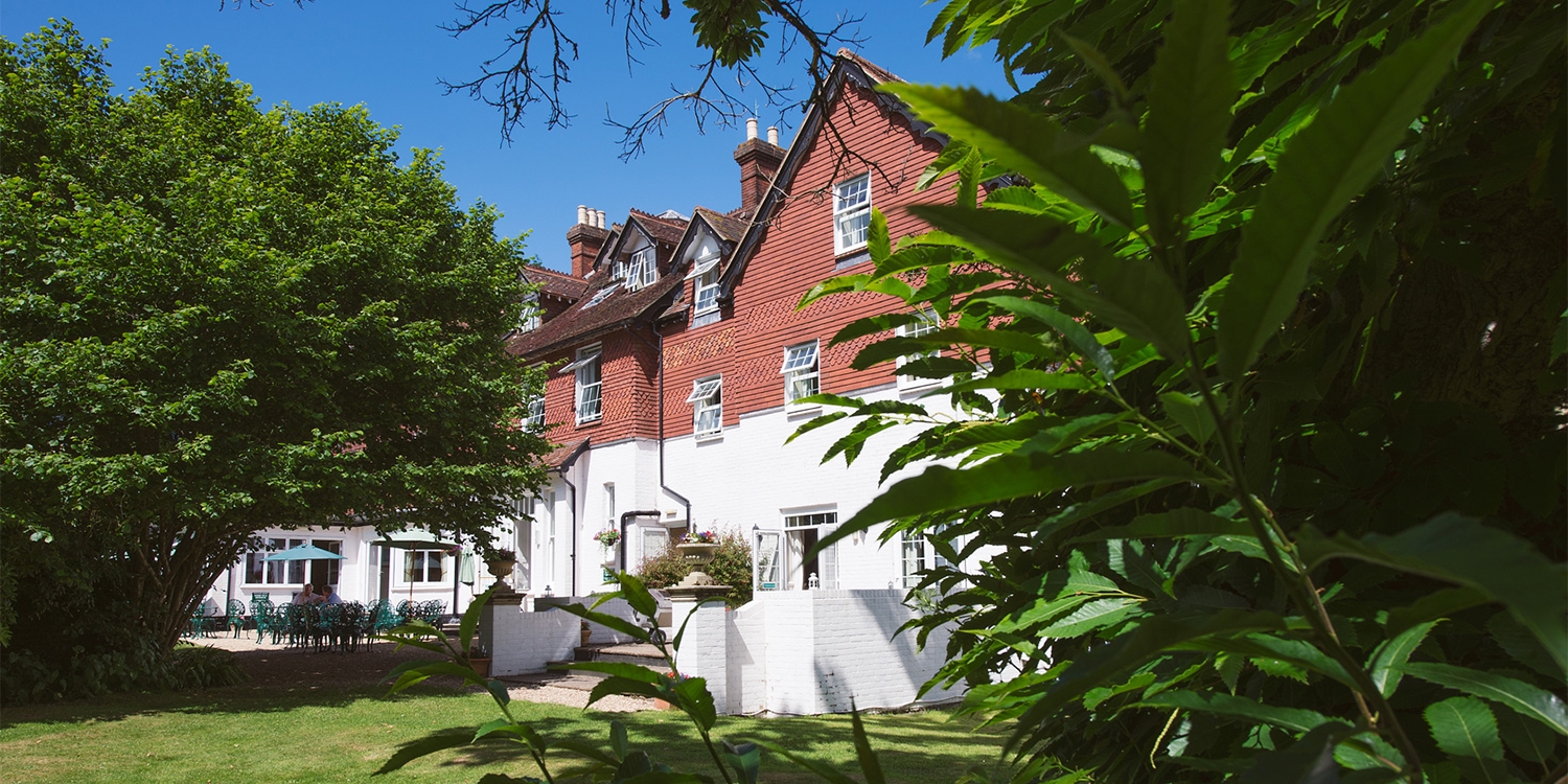 'Charming' 2-nt New Forest escape w/meals, save 45% 'Charming' 2-nt New Forest escape w/meals, save 45%