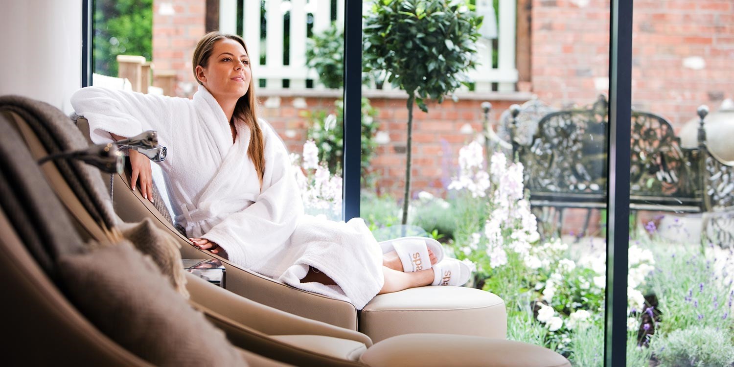 Spa day w/massage, facial & cream tea in Cheshire Spa day w/massage, facial & cream tea in Cheshire