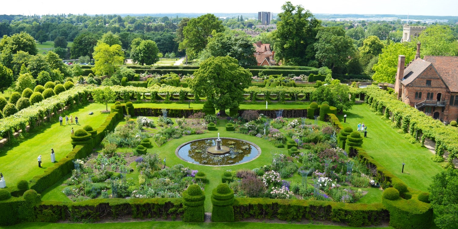 Gardens at Hatfield House: entry for 2 Gardens at Hatfield House: entry for 2