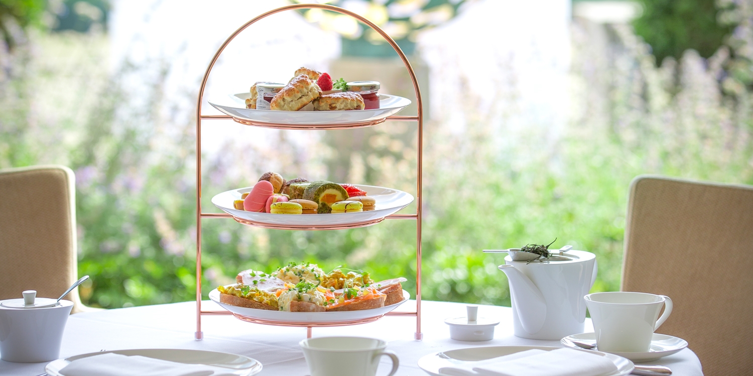 Sparkling afternoon tea for 2 near St Albans Sparkling afternoon tea for 2 near St Albans