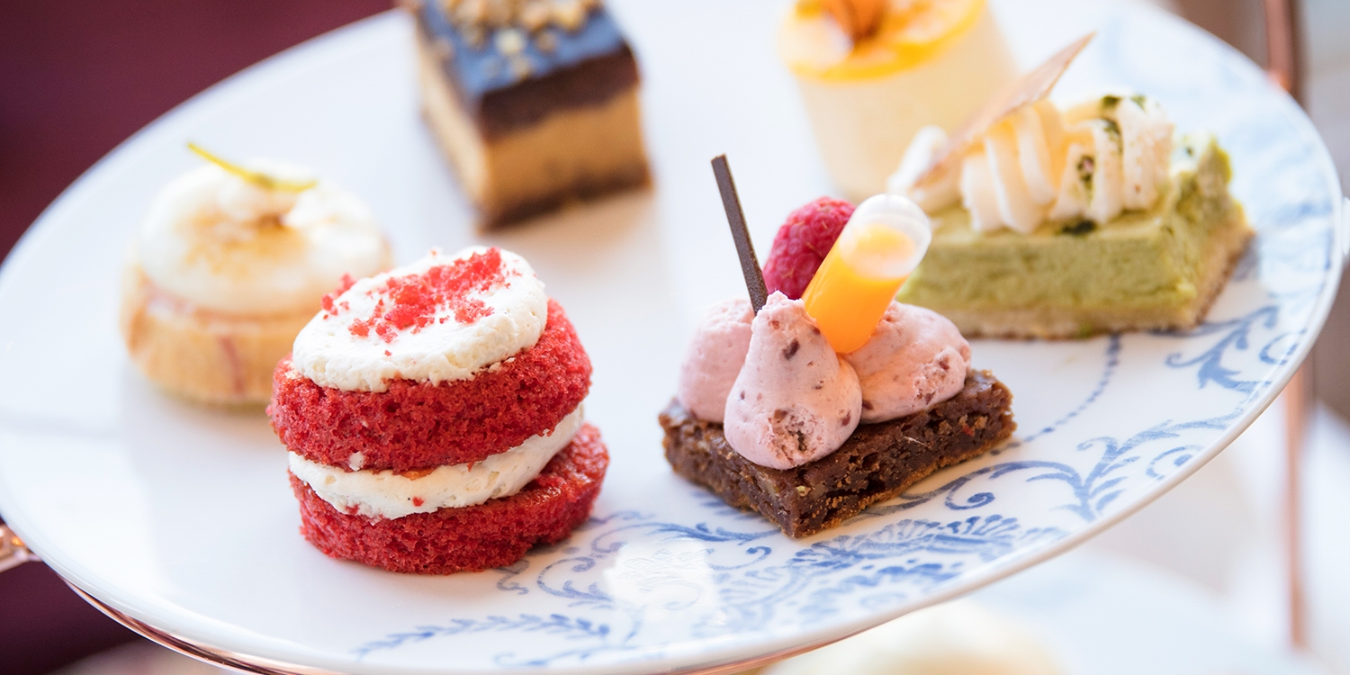 Afternoon tea w/prosecco for 2 in Charing Cross Afternoon tea w/prosecco for 2 in Charing Cross