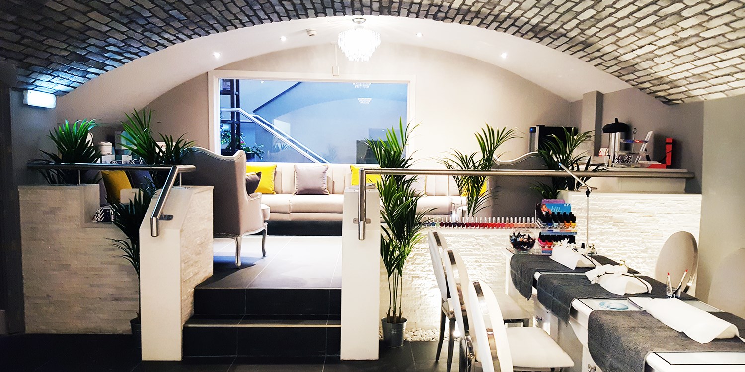 Newcastle city centre: massage, facial & bubbly Newcastle city centre: massage, facial & bubbly
