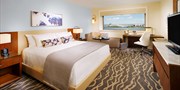 $138-$163 -- AAA 4-Diamond Hotel in Downtown Miami, 65% Off