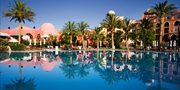 489 € -- Ägypten: 5*-Strandurlaub mit Halbpension & Flug