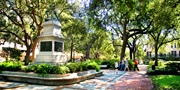 $95 -- Savannah Historic Inn Retreat incl. Parking, 50% Off