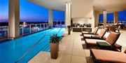 $89 -- Weekends at 4-Star Houston Hotel w/Parking, Reg. $299