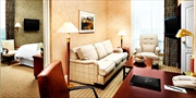 $156 -- Calgary 4-Diamond Summer Stay on Weekends, $120 Off