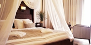 279 € -- Burgenland-Tage mit 5-Gang-Menüs, Minibar & Therme
