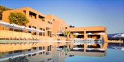 666 € -- Sommerurlaub in Suite auf Kreta mit Flug, HP & Auto