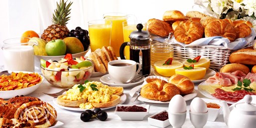 tzoo.dp.media.21947.299993.breakfast.jpg