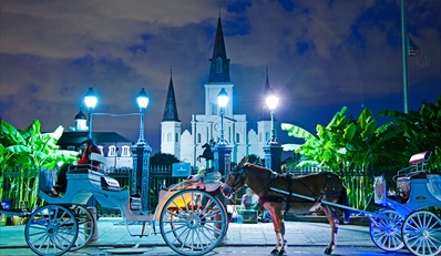 $85 -- French Quarter Getaway with Parking and Cocktails