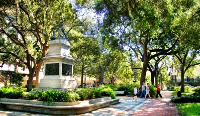 $95 -- Savannah Historic Inn Retreat w/Parking and Credit