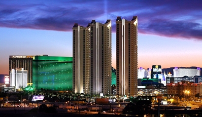 Las Vegas: $69 -- Las Vegas: Suite at 4-Star Hotel near The Strip