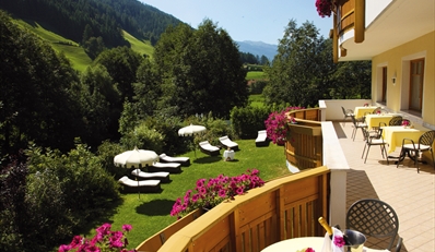 338 € -- Südtirol: 3 Tage Alpenspa &amp; 5-Gang-Menü für 2, -46%