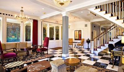 $79 -- New Orleans Escape w/Parking and Drinks, Reg. $142