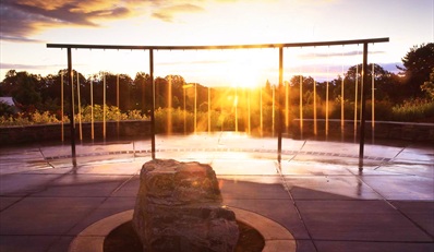 Portland: $199 -- Willamette Valley: 2 Nights w/$160 in Dining & Spa
