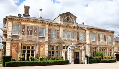 £99 -- Hertfordshire Country House Stay inc Meals, Reg £191