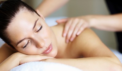 £41 -- Spa Day inc 2 Treatments at Country Manor, Reg £82