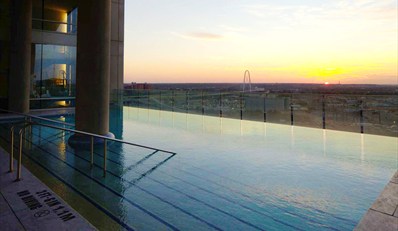 $99 -- Bliss Spa Day at W: $200 in Services &amp; Pool Access