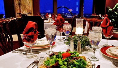 $35 -- Kemoll's: 40th-Floor Drinks &amp; Apps for 2, Reg. $70