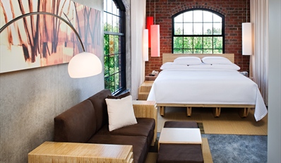 $99 -- R.I. Riverfront Escape w/$50 Dining Credit, Reg. $220