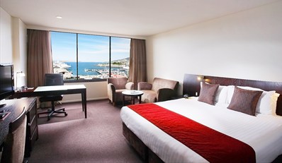 $199 -- Hobart Waterfront Hotel Stay w/Breakfast, Save 43%