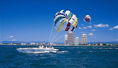 $69 -- Tandem Parasailing on Gold Coast for 2, Reg. $140
