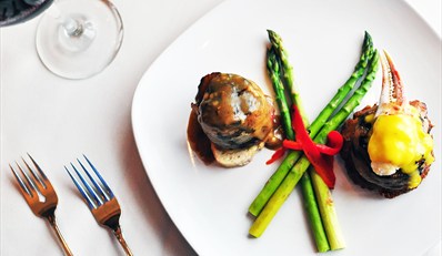 $69 -- Park Hill Gem: Dinner for 2 w/Bottle of Wine, 50% Off