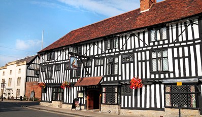 Tudor Warwickshire Hotel with Dinner