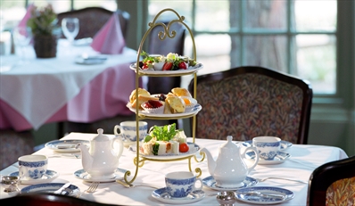 £35 -- Summer Afternoon Tea &amp; Spa Access for 2, Reg £65