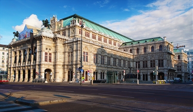 238 € -- Wien: Promi-Hotel für 2 zum halben Preis &amp; Cocktail
