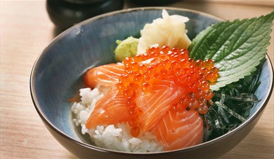 $196 -- 雙人饗KYO日本料理夏日清新午餐 嚐刺身拼盤、蔥吞拿魚腩丼等