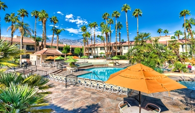$89 -- Palm Springs Villa Retreat incl. Bubbly, 50% Off