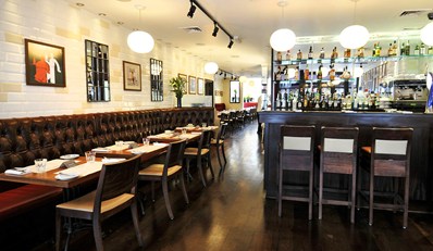 £35 -- 3-Course French Dinner &amp; Champagne for 2, Reg £83