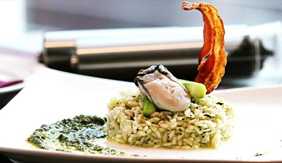 $20 &amp; up -- Hong Kong: 5-Course Oyster Set Menu, Save 47%