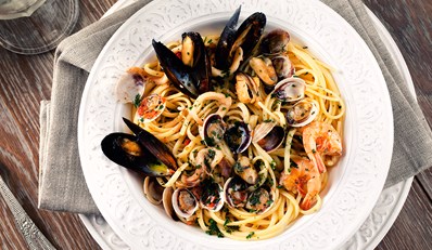 £29 -- Award-Winning Italian Dinner &amp; Bubbly for 2, Reg £62