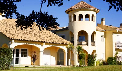 49€ -- Reapertura: Noche en Resort 3* en Castellón, - 40% 