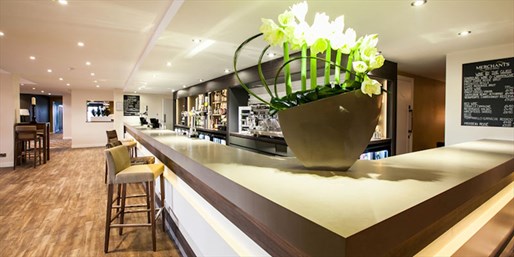 http://www.tzoo-img.com/images/tzoo.hd.72194.0.137194.Samlesbury.jpg?v=1&width=514