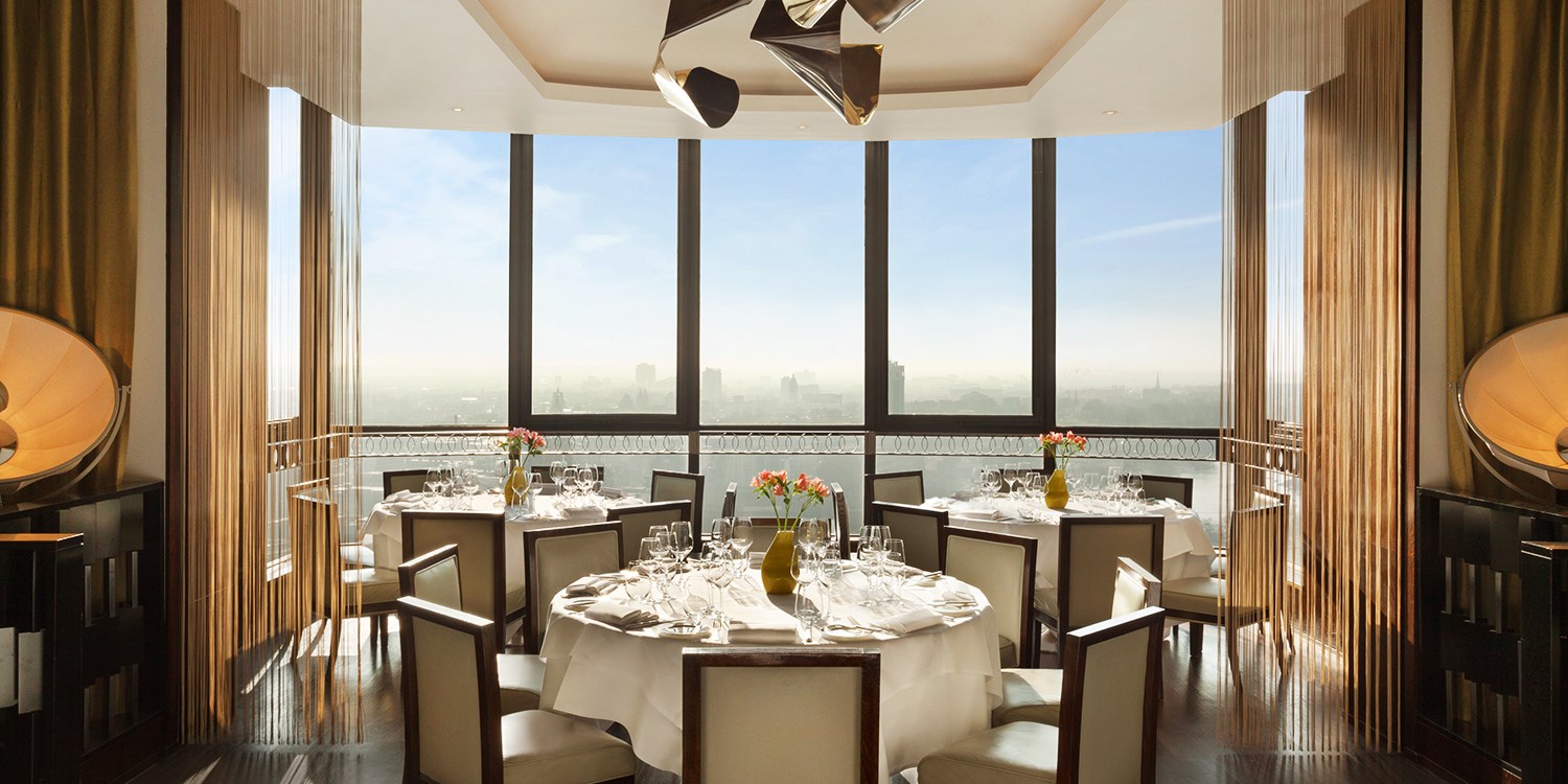 3-AA-Rosette meal & cocktail with London views 3-AA-Rosette meal & cocktail with London views