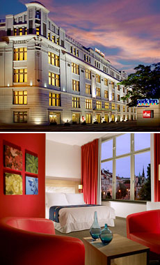 Arriba: Exterior del hotel<br>Abajo: Habitación Business Friendly