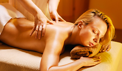 45€ - Verwöhntag im Spa mit Goldmassage & Prosecco, reg 120€