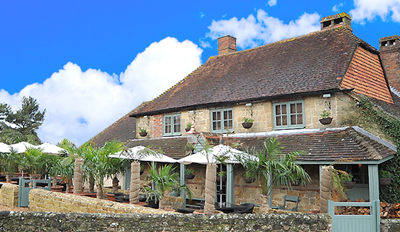 £39 - Marco Pierre White Inn: Dinner &amp; Drinks for 2, Reg £75