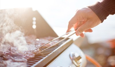 $59 -- BBQ Grilling &amp; Smoking Class w/Dinner, Reg. $130