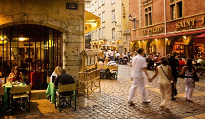 99€ -- Nuit 4* avec dîners &amp; boissons près de Lyon, -45% 